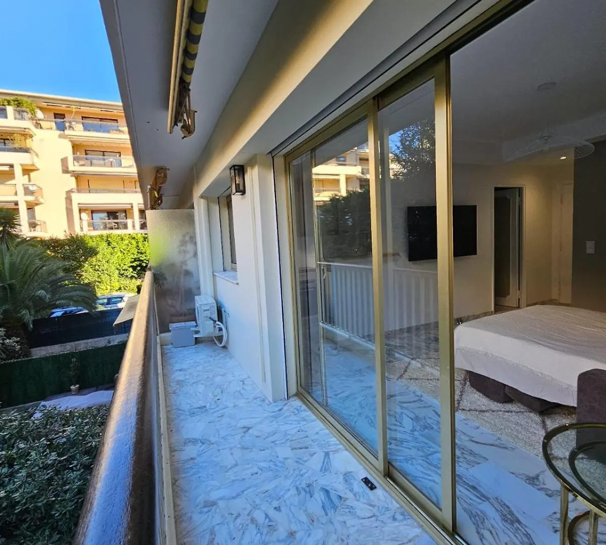 Lägenhet Charmant Studio Centre De Cannes Frankrike