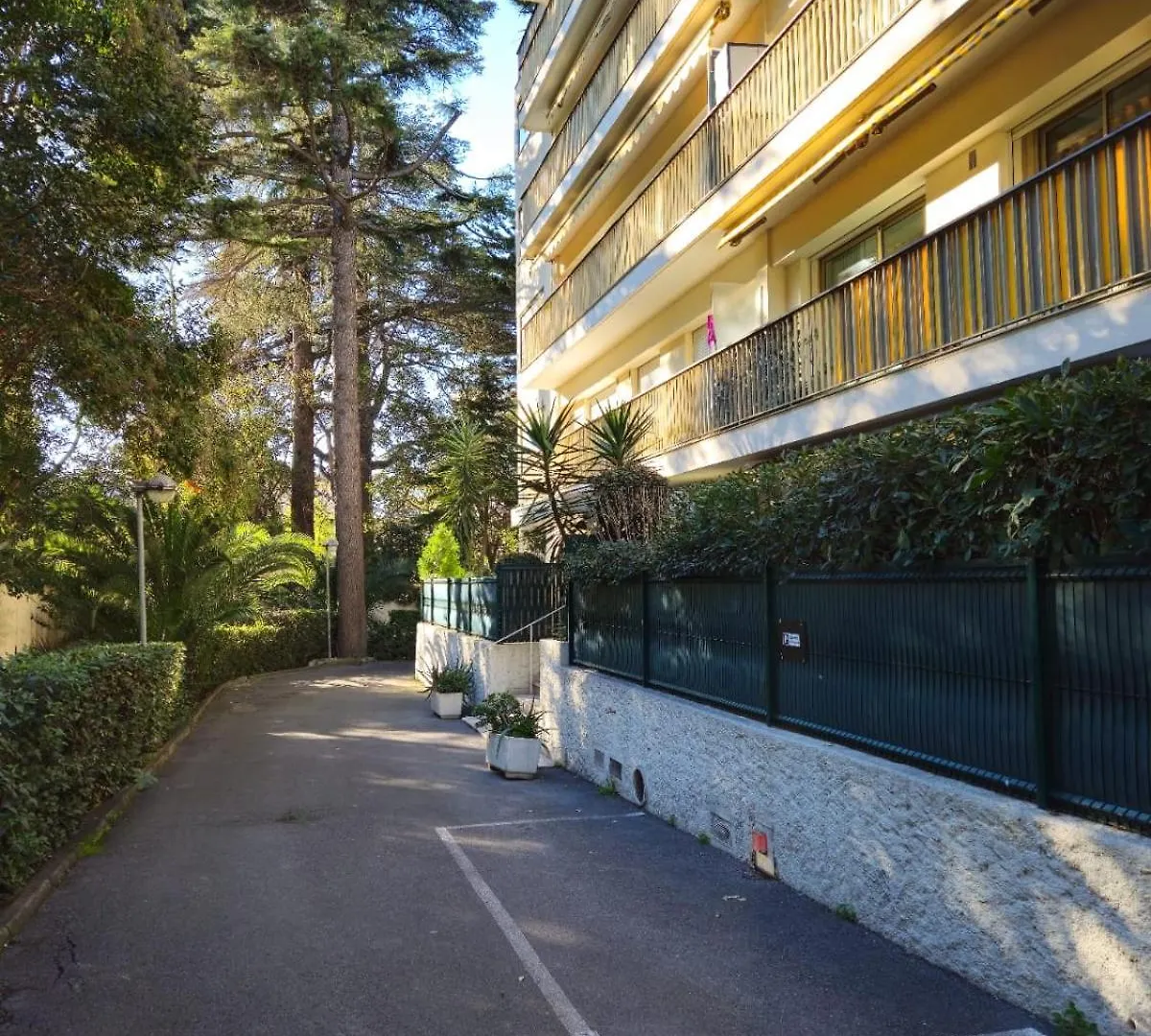 Charmant Studio Centre De Cannes